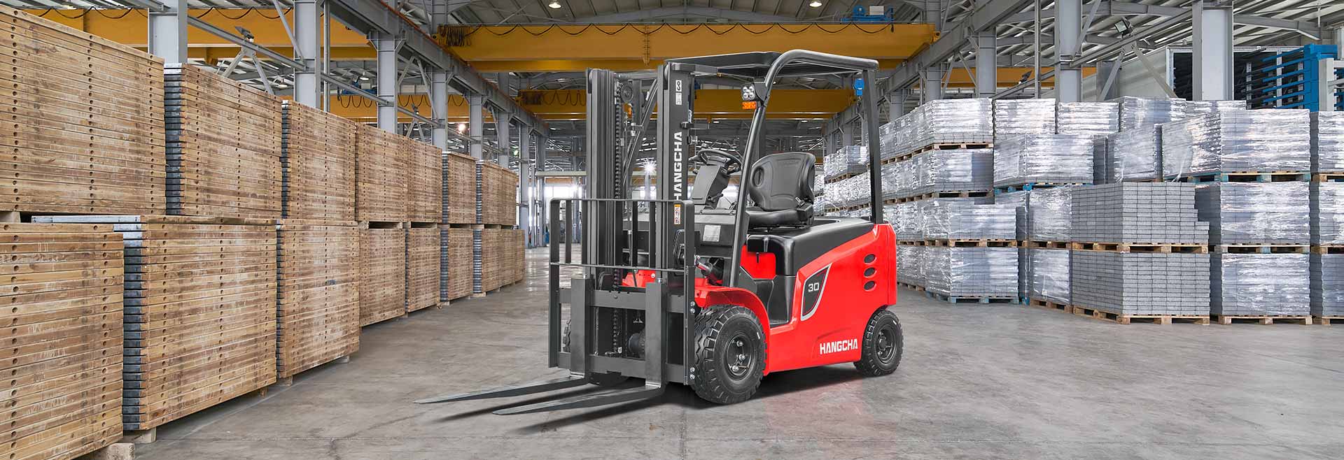 4 Wheel Forklift X Series inside the warehouse, properly arranged pallets
